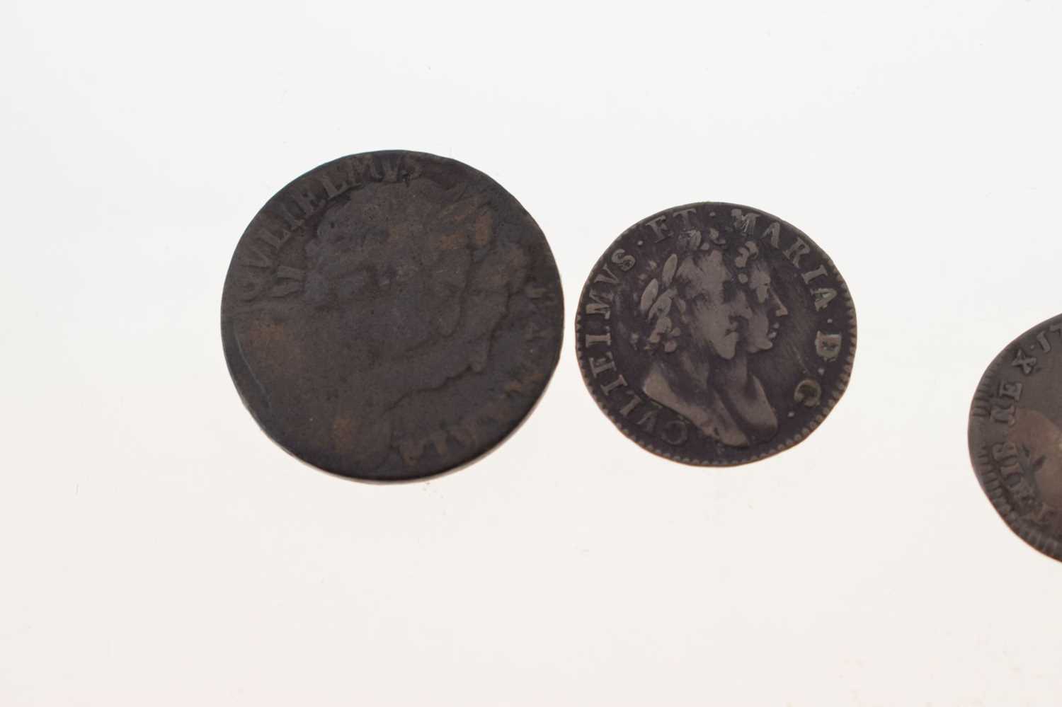 Three William and Mary coins and a William III threepence - Image 4 of 7
