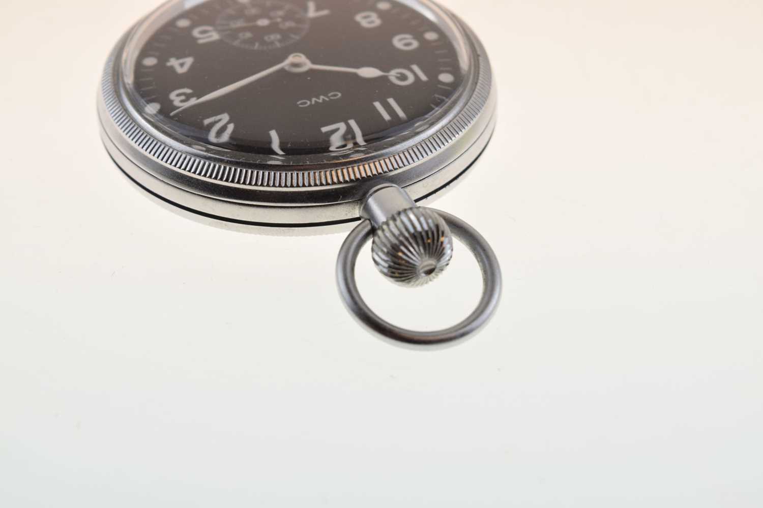 Cabot Watch Co. (CWC) manual wind MOD issue pocket watch - Image 5 of 7