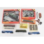 Hornby 00 gauge railway train set R.328 'Mammoth' locomotive, etc