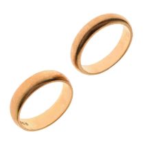 Two 9ct gold wedding bands