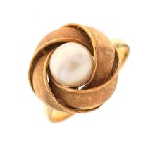 Cultured pearl single stone ring