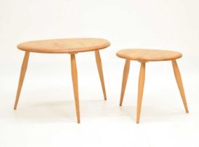 Lucian Ercolani for Ercol Furniture - Nest of two'Pebble' tables