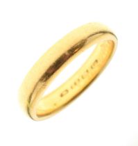 22ct gold wedding band