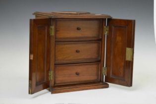 Edwardian mahogany enclosed two-door table-top cabinet