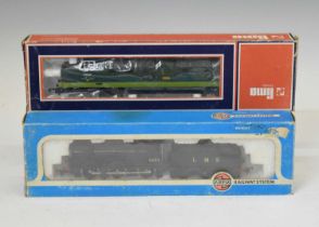Airfix and Lima 00 gauge locomotives and tenders
