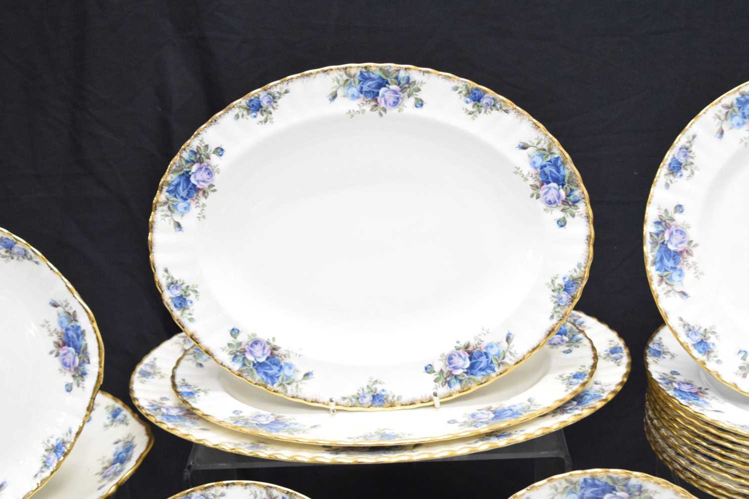 Extensive Royal Albert 'Moonlight Rose' (Blue Roses) pattern tea and dinner wares - Image 11 of 19