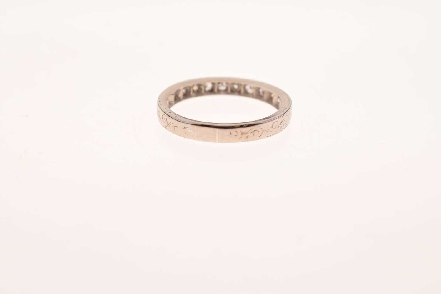 Diamond eternity ring - Image 2 of 6