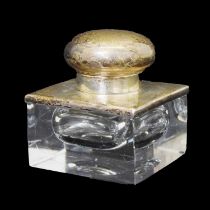 Edward VII silver-topped glass inkwell with hinged lid