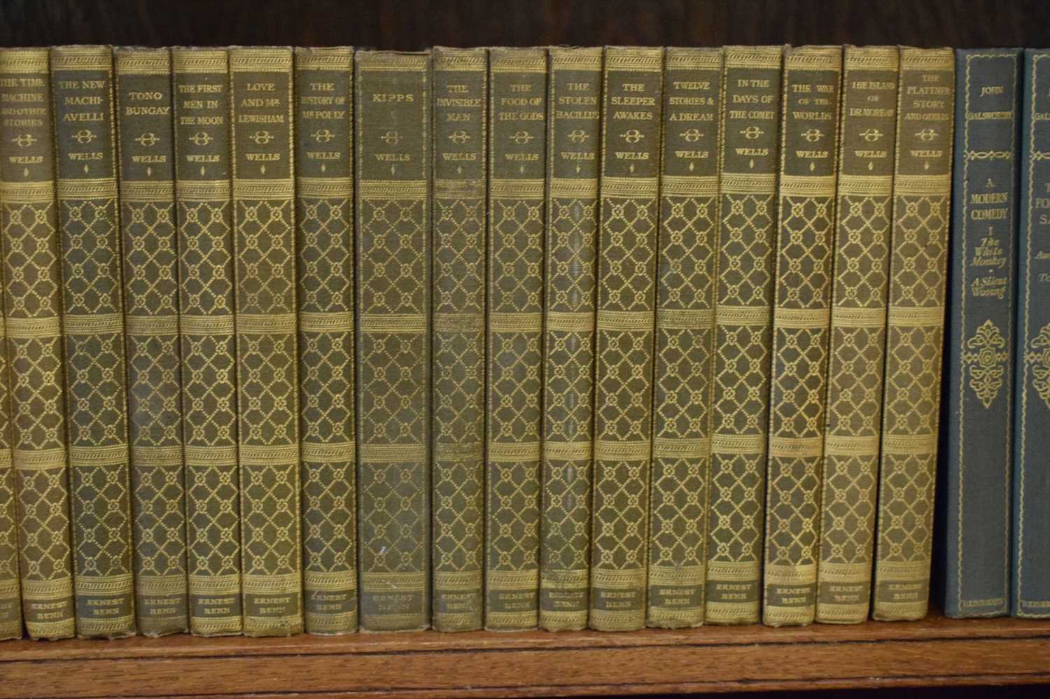 Collection of English literature sets - Image 4 of 25