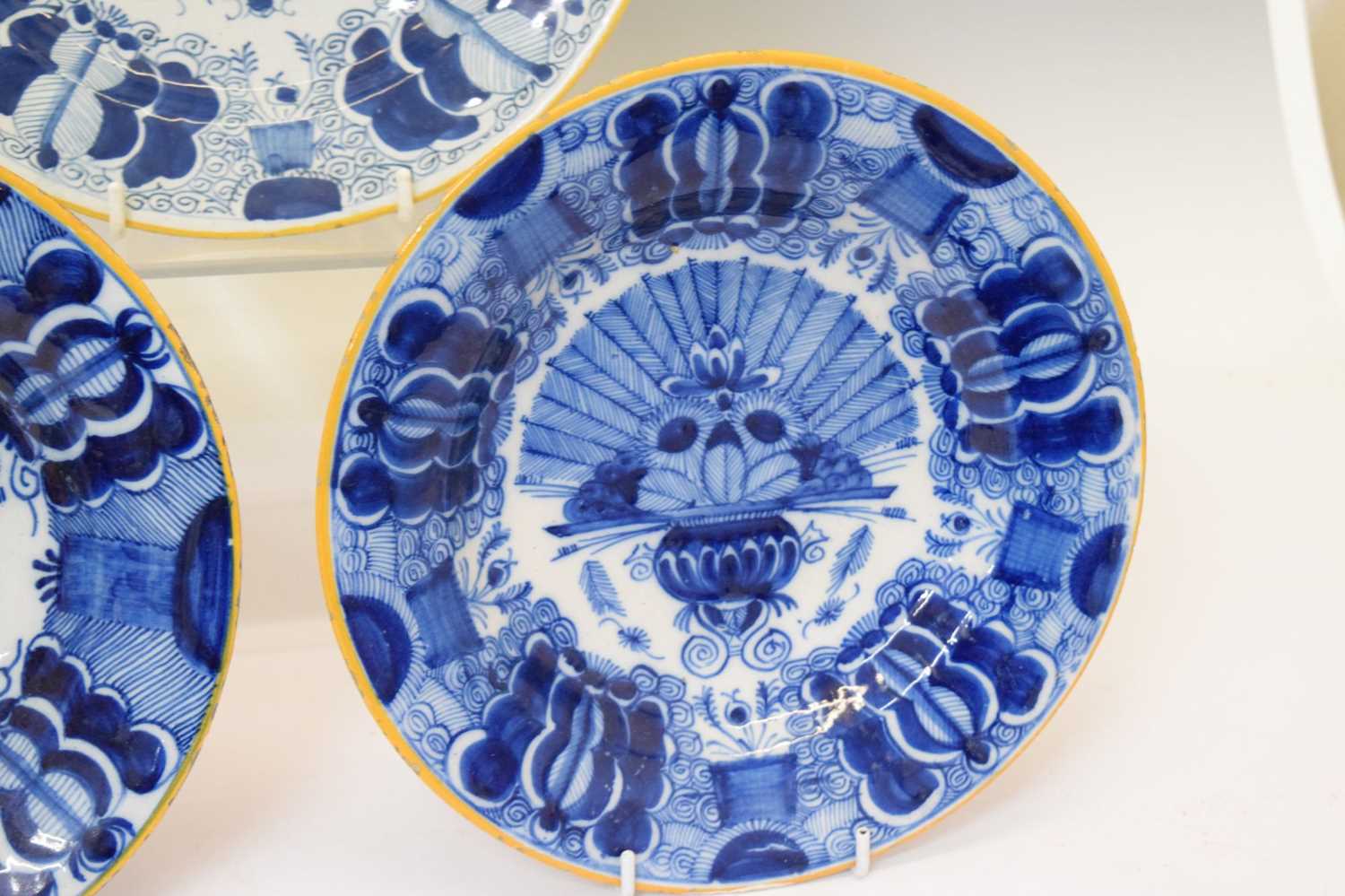 Three Dutch Delft 'Peacock Tail' plates - Image 4 of 9