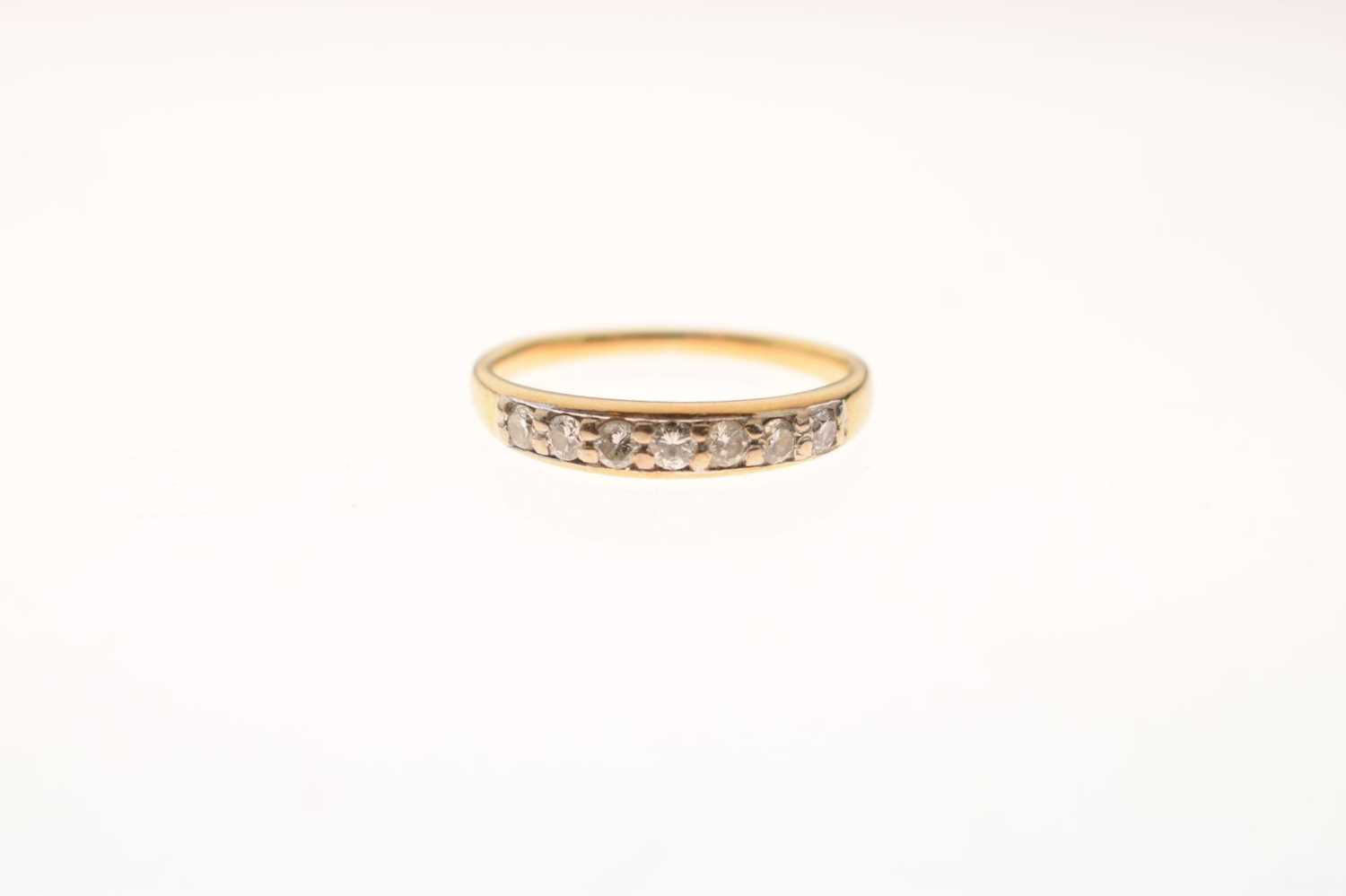 Diamond set wedding band - Image 2 of 6