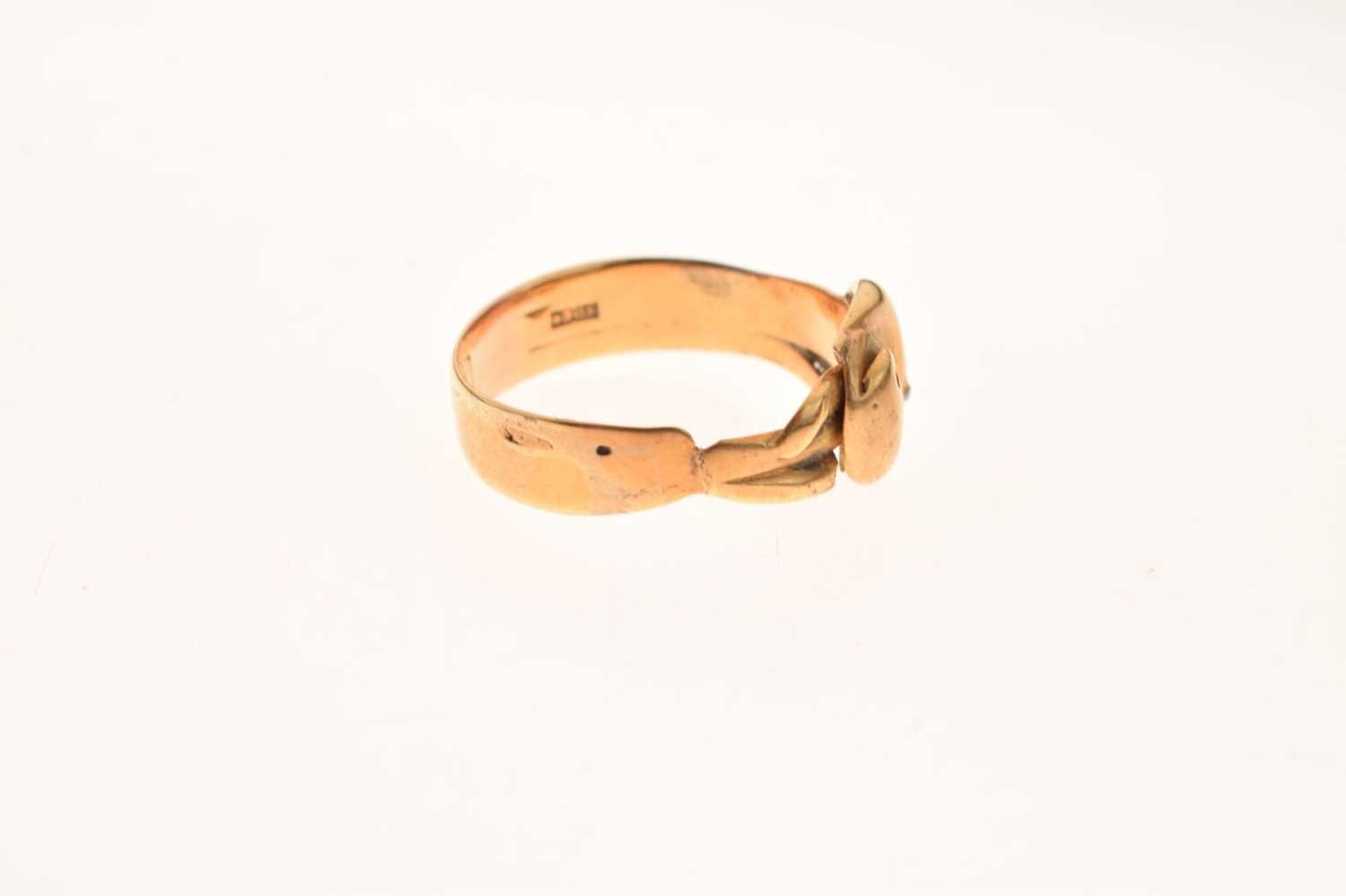 18ct gold serpent design ring - Image 6 of 9