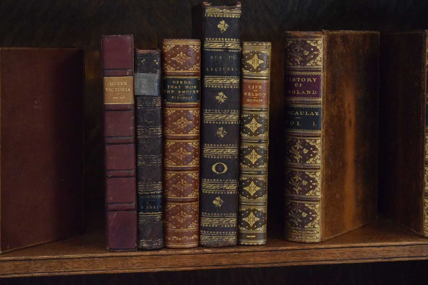 Large collection of history books - Image 9 of 15