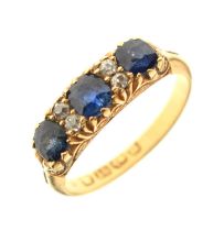 Late Victorian 18ct gold, sapphire and diamond ring