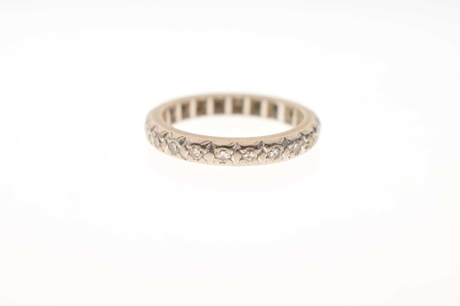 Full diamond eternity ring - Image 2 of 6