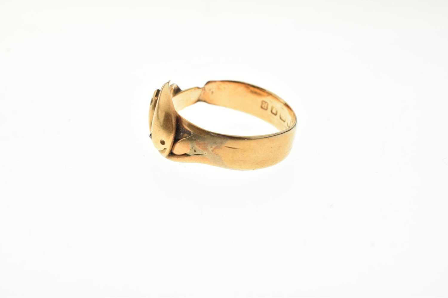 18ct gold serpent design ring - Image 3 of 9