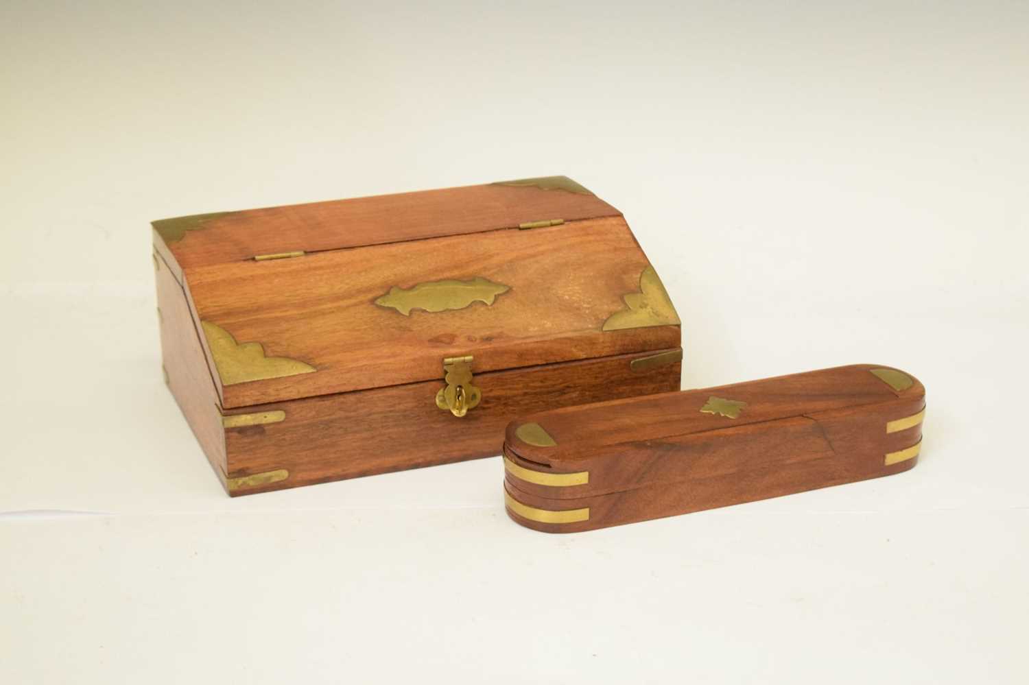 Hardwood and brass inlaid desk box - Image 2 of 7