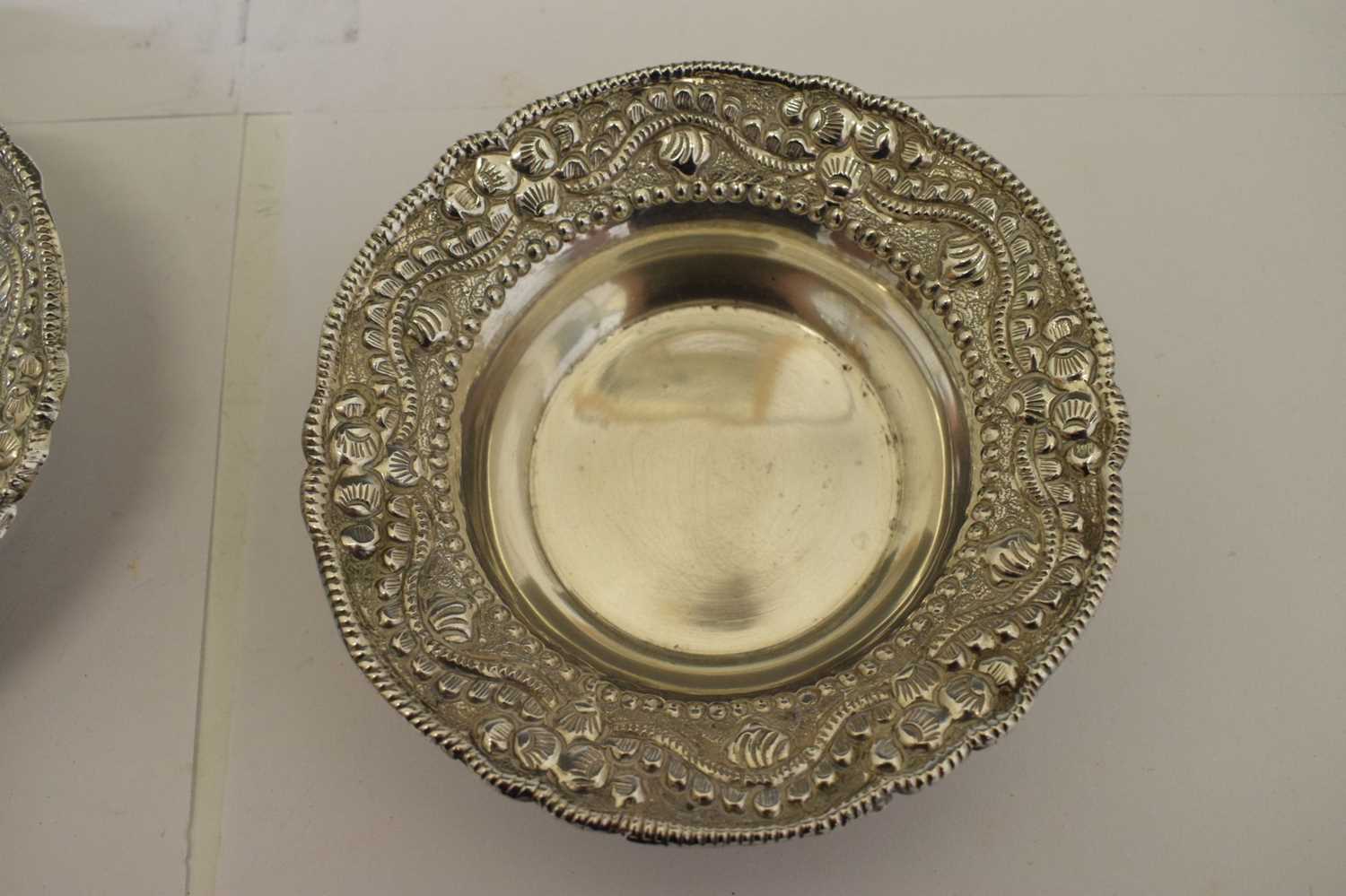 Pair of Indian white-metal circular dishes or bowls - Image 7 of 13