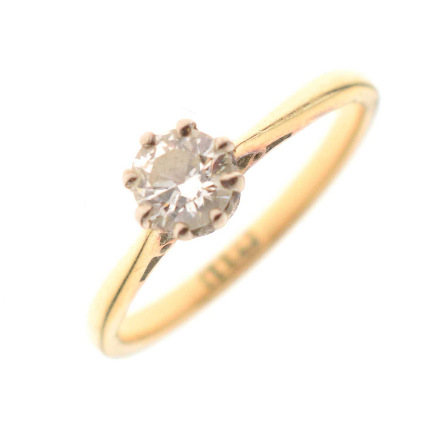 Single stone diamond ring