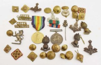 First World War medal pair awarded to Private H.W. Archer of the Queen's Regiment