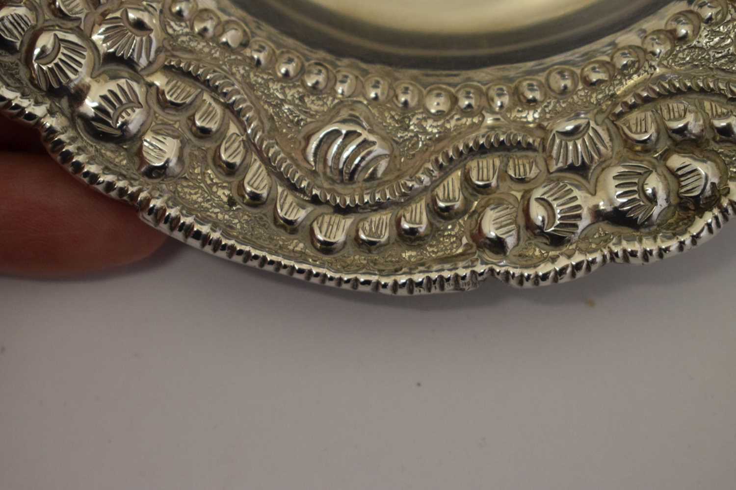 Pair of Indian white-metal circular dishes or bowls - Image 8 of 13