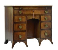19th century mahogany kneehole dressing table/desk