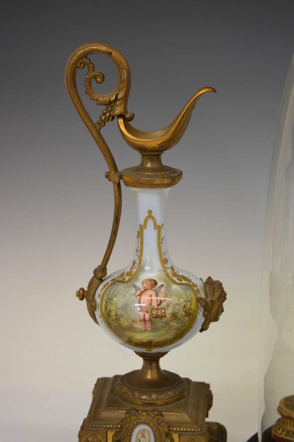 Late 19th century French gilt spelter and porcelain three-piece clock garniture - Image 2 of 26
