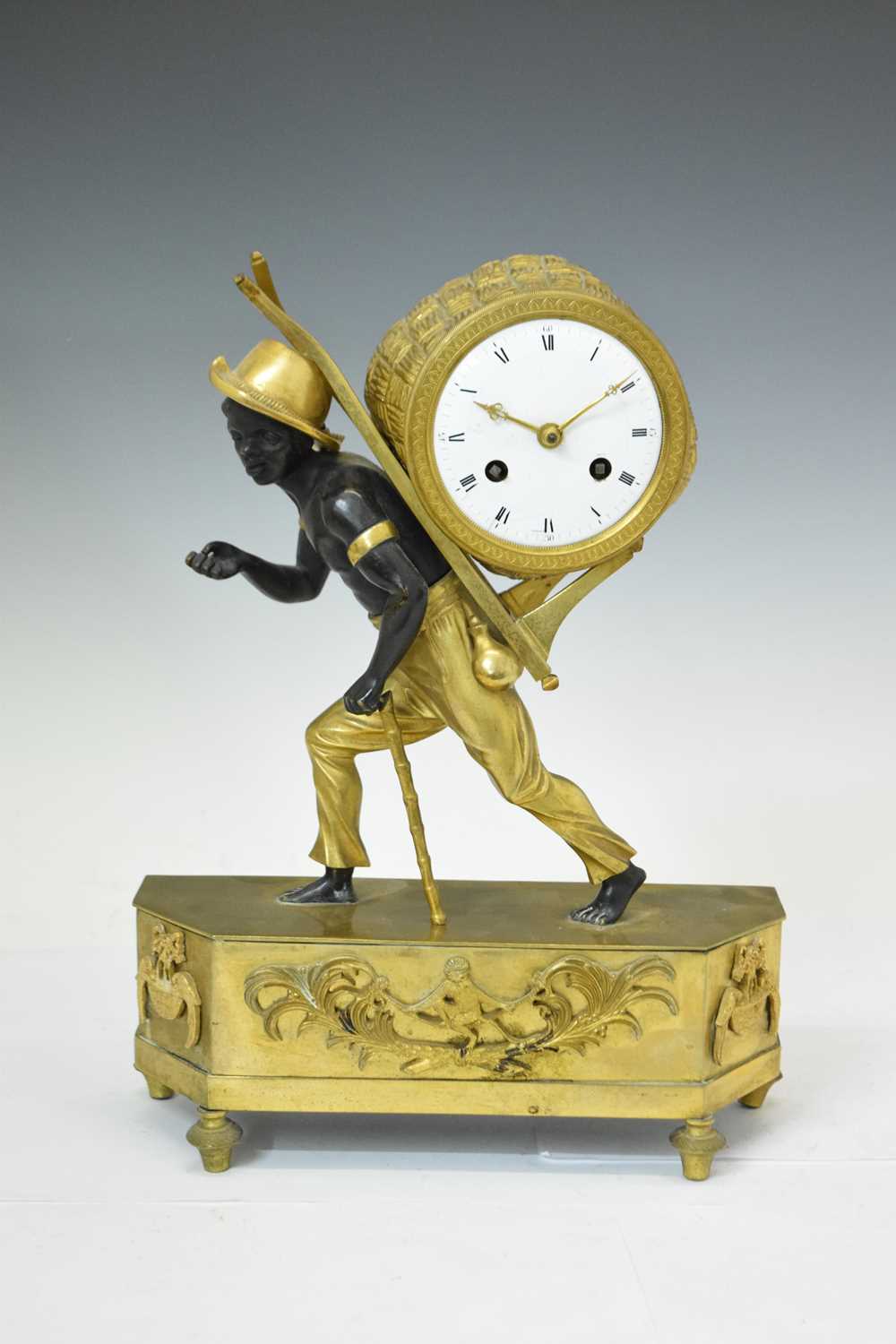 Early 19th century French Empire patinated bronze and ormolu figural mantel clock - Image 17 of 17