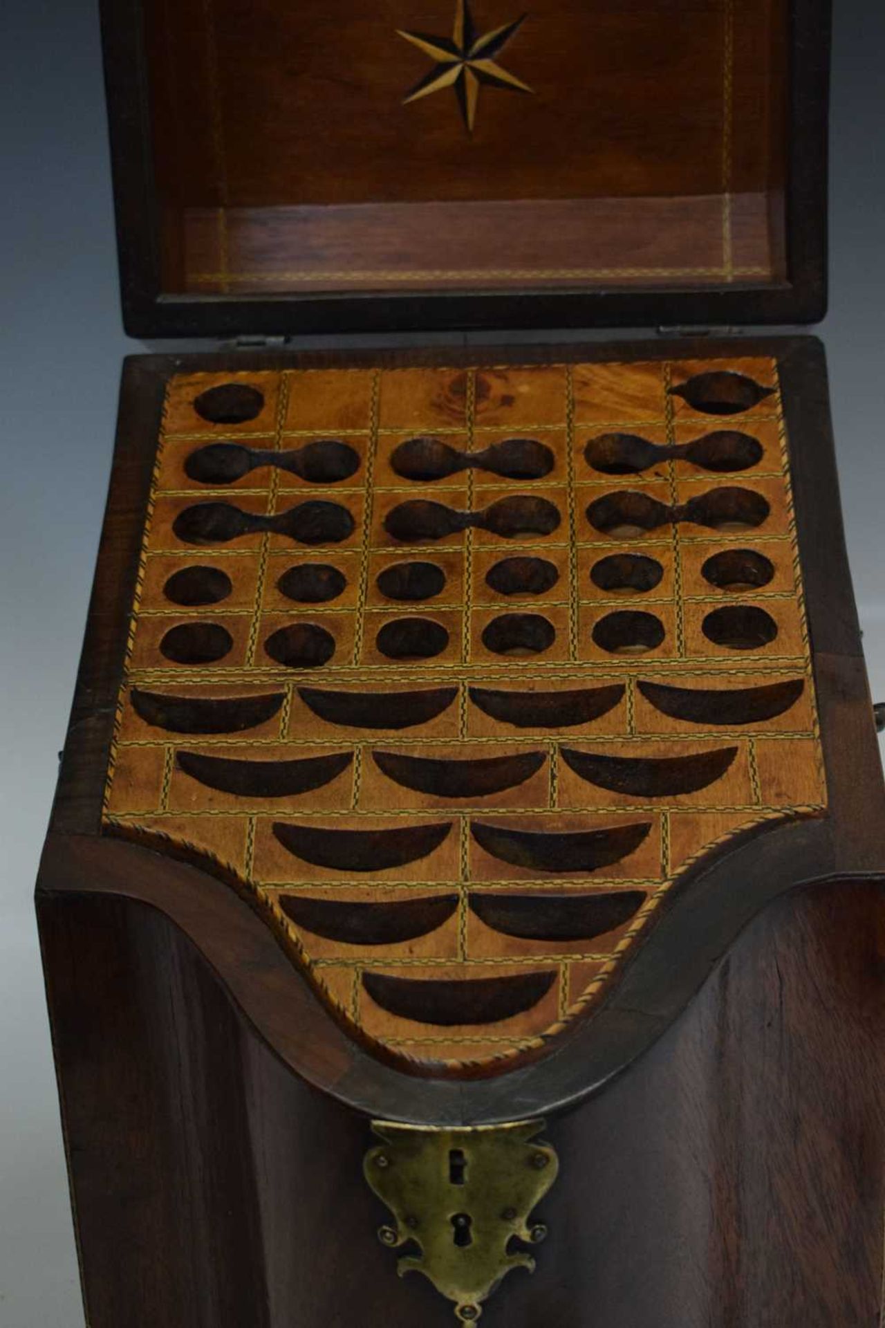 George III mahogany serpentine front cutlery box - Image 3 of 18