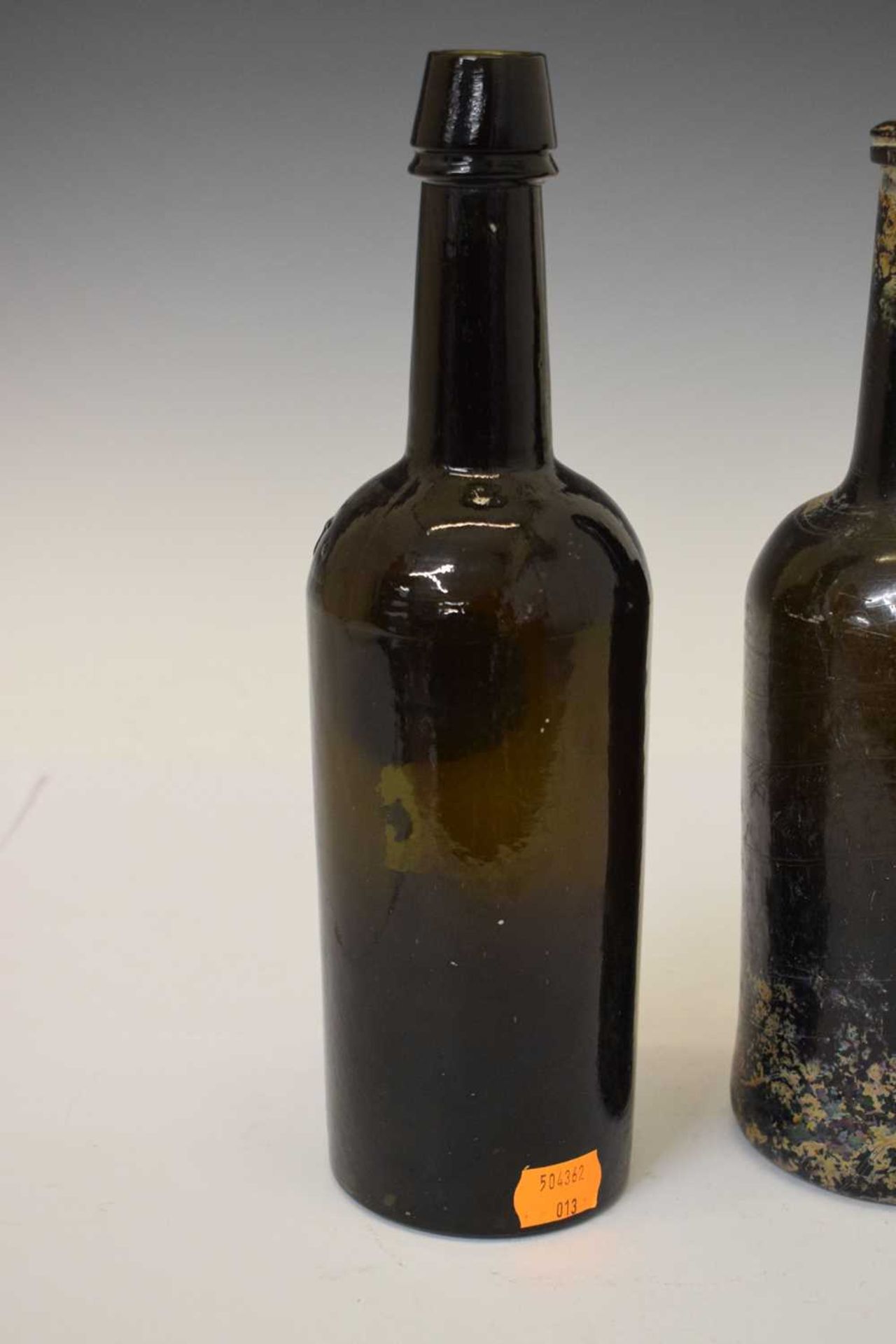Mid 19th century seal-type Utility bottle - Image 13 of 20