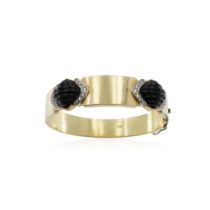 18kt yellow gold and black onyx cuff bracelet