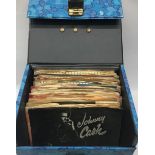 SELECTION OF VARIOUS 45RPM VINYL SINGLES. Containing many various hits for Johnny cash - Jerry Lee