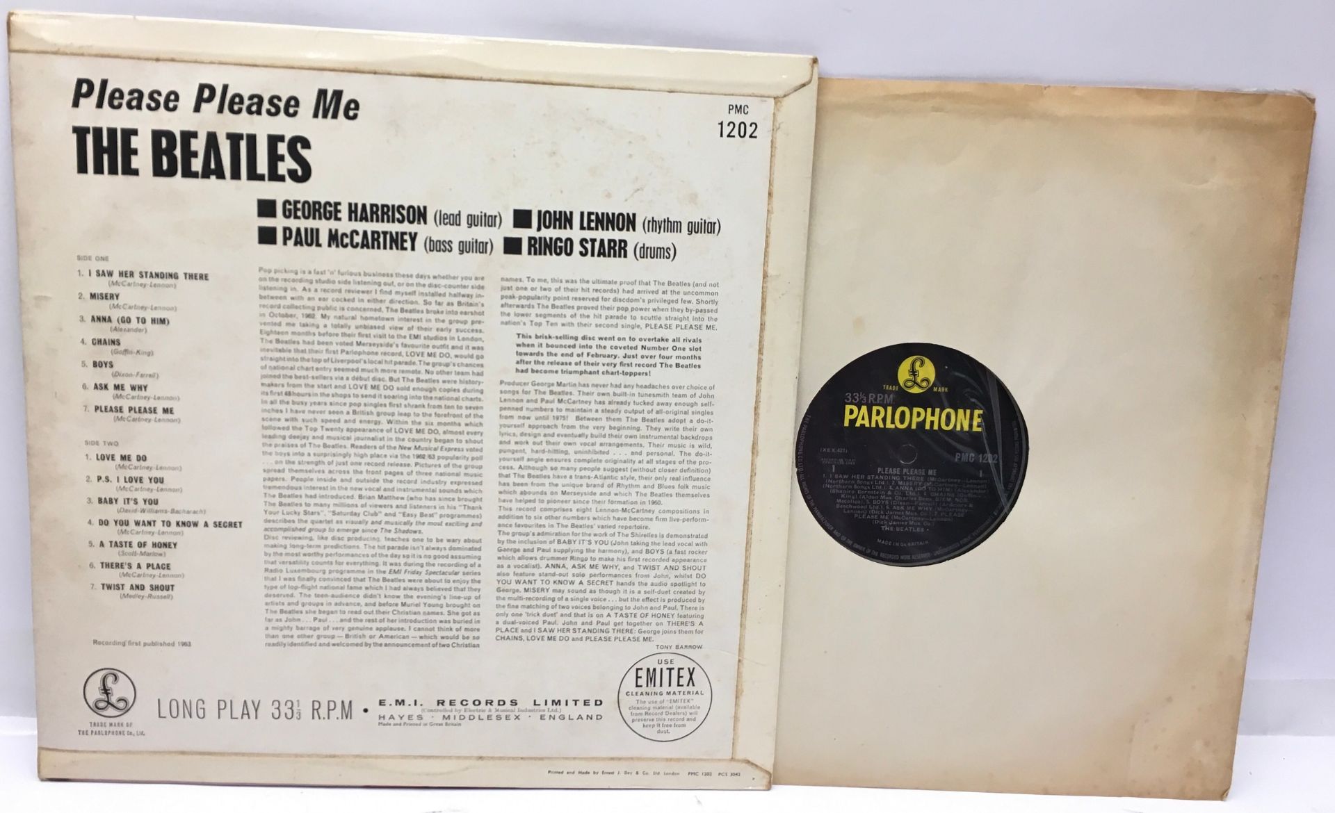 THE BEATLES 'PLEASE PLEASE ME' EARLY 3rd PRESS VINYL LP. A fantastic copy of this Mono press on - Image 2 of 4