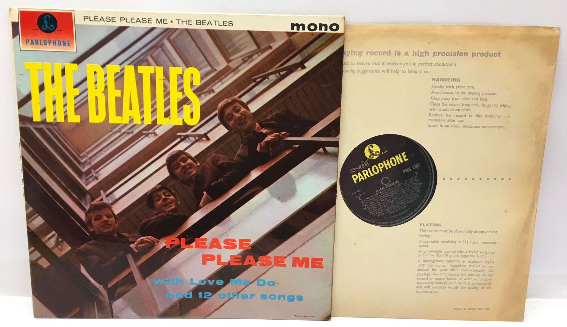 THE BEATLES 'PLEASE PLEASE ME' EARLY 3rd PRESS VINYL LP. A fantastic copy of this Mono press on