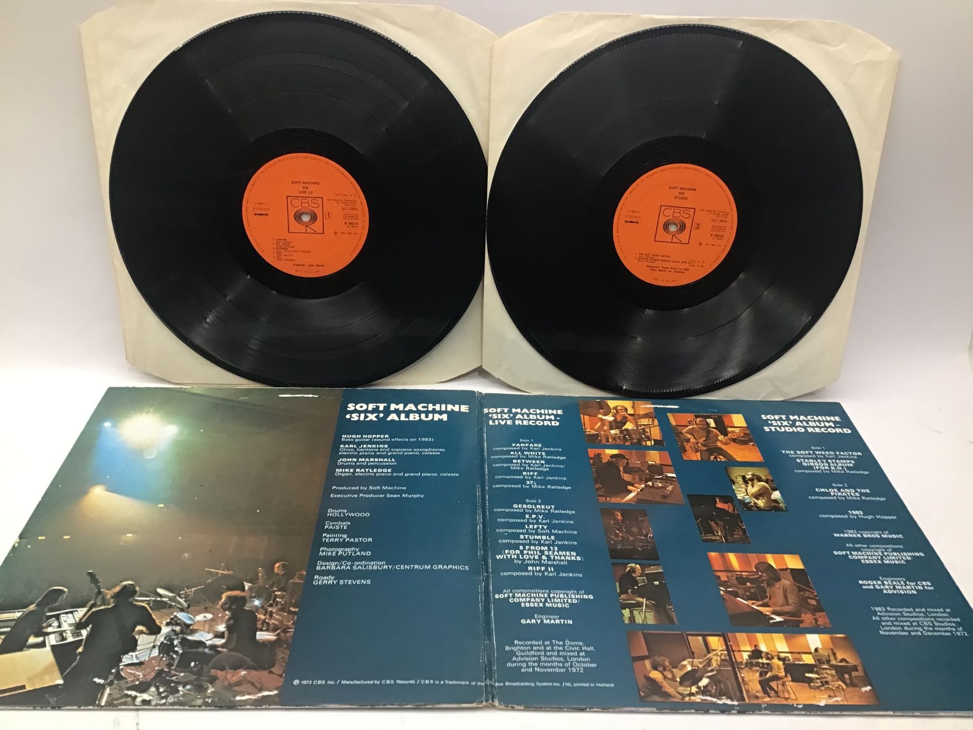 SOFT MACHINE VINYL LP RECORD 'SIX'. Nice original press double album from 1973 on CBS S 68214 - Image 3 of 3