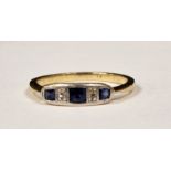1930's diamond and sapphire 18ct gold ring 2.6gm size P.