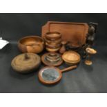 Collection of various wooden/treen items.