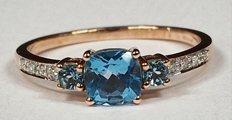 Topaz/Diamond 9ct rose gold ring Size T