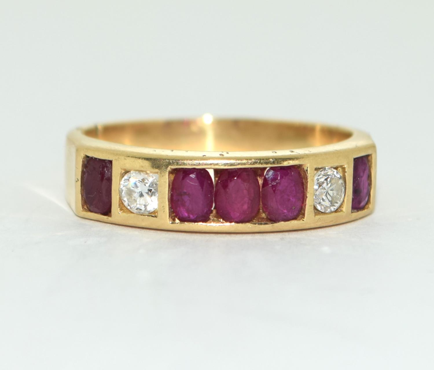 Ruby /diamond 18ct gold ring 5.7g size R - Image 4 of 5