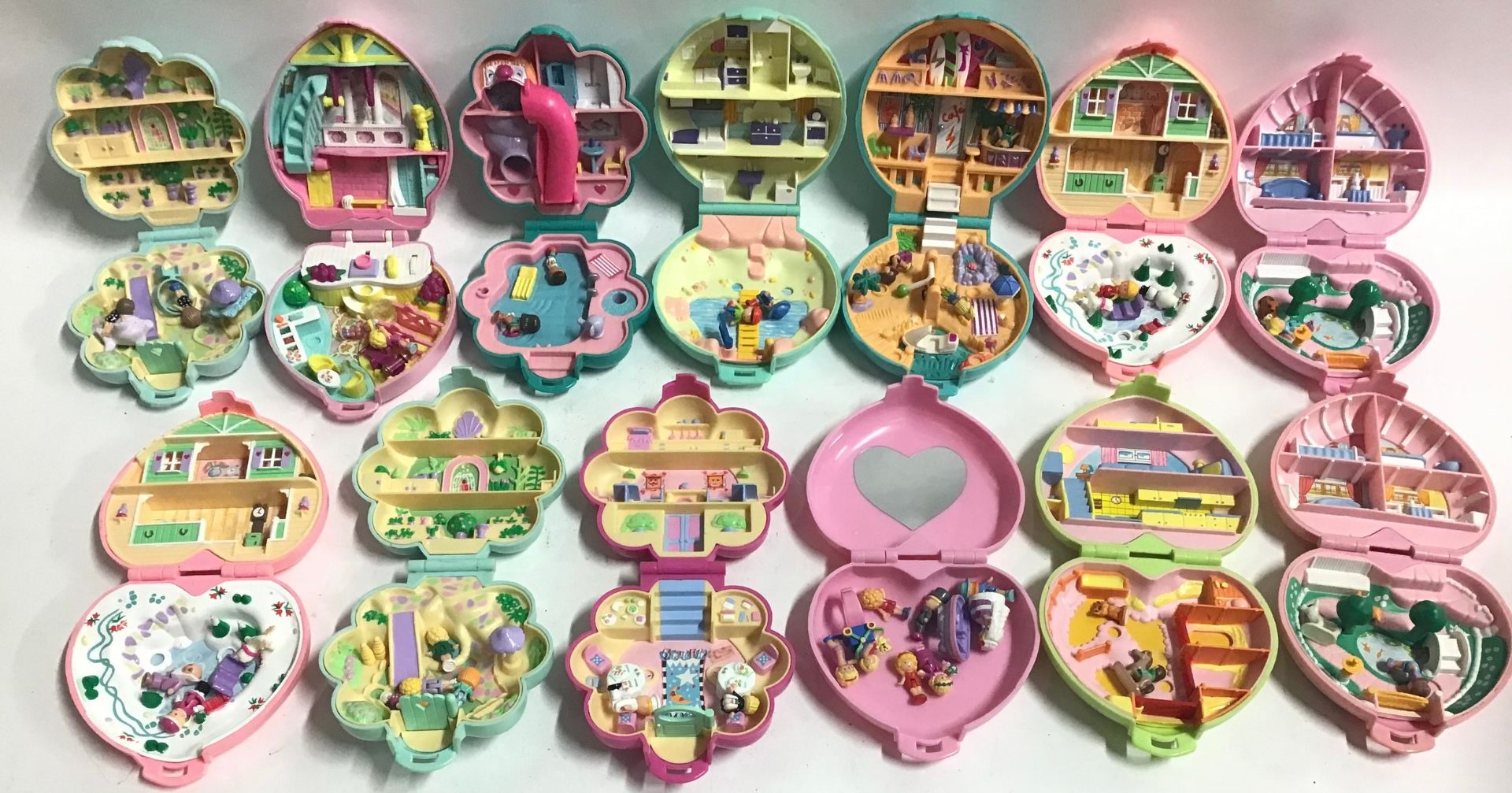 Bluebird Mattel Polly Pocket vintage compacts and playsets (40 altogether), mostly with figures - Image 8 of 15