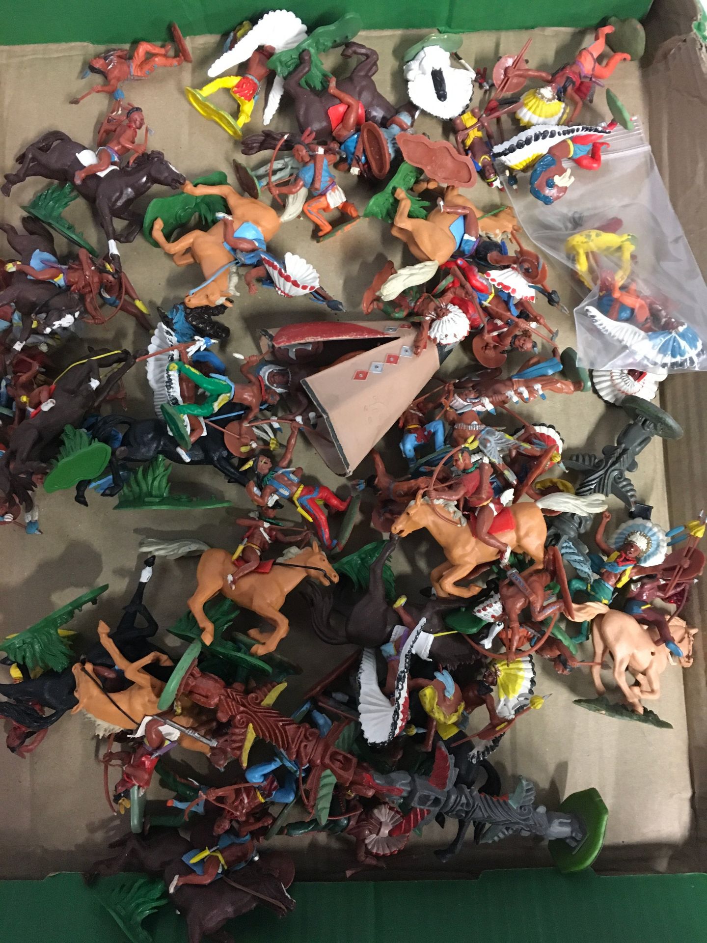 Britains large collection of Cowboy and Indians Swoppets plastic figures. - Image 3 of 3