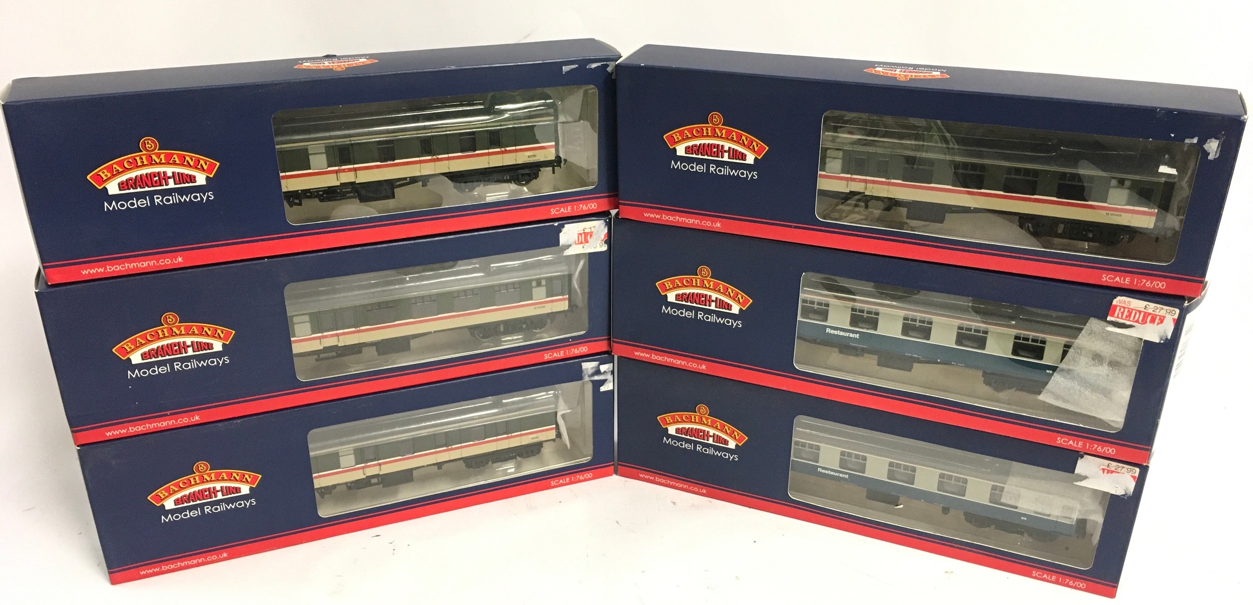 Bachmann OO Gauge group of BR MK1 Intercity/Blue & Grey coaches consisting of 2 x 39-250B RFO