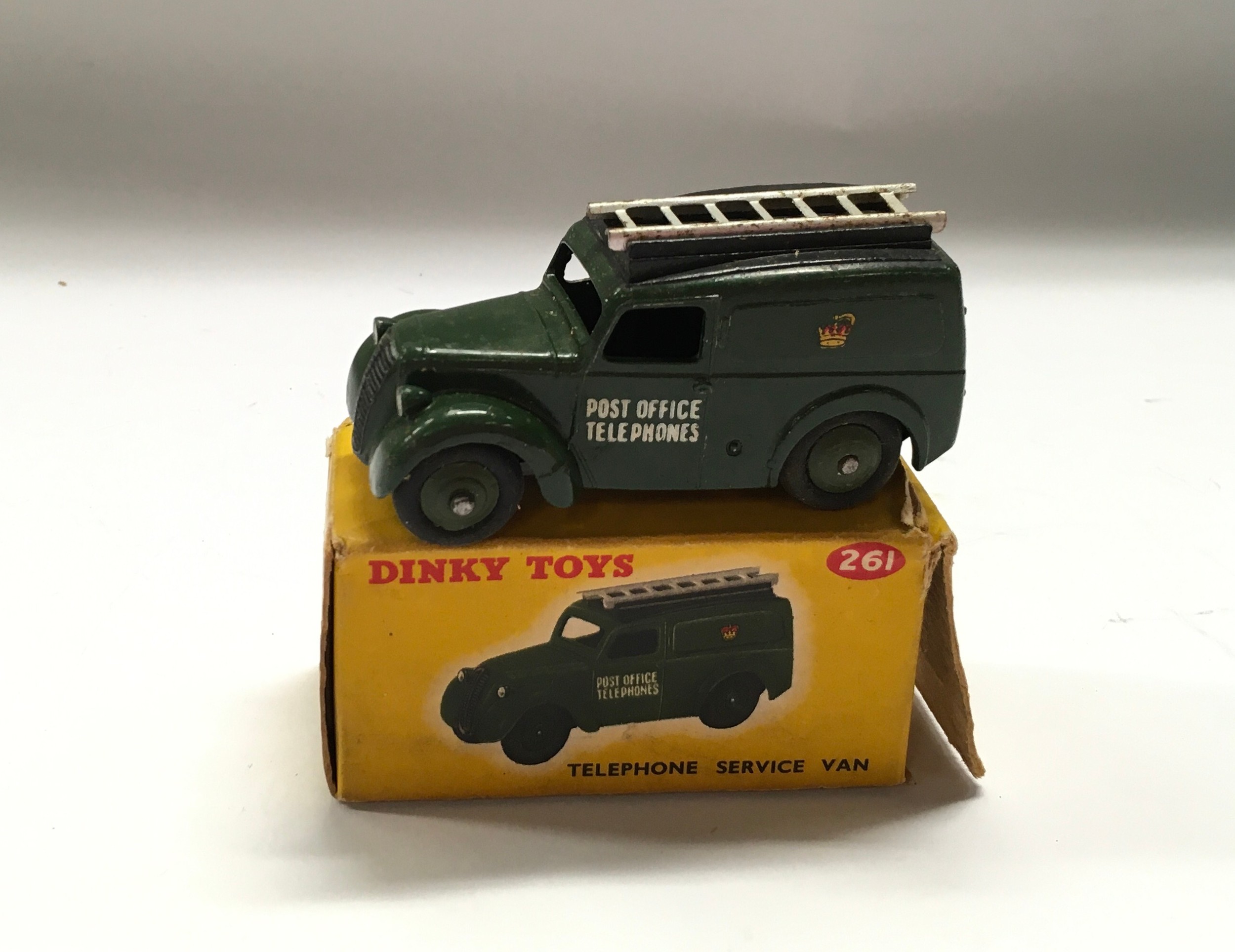 Dinky 261 Morris Telephone Service Van "Post Office Telephones" - green including ridged hubs with