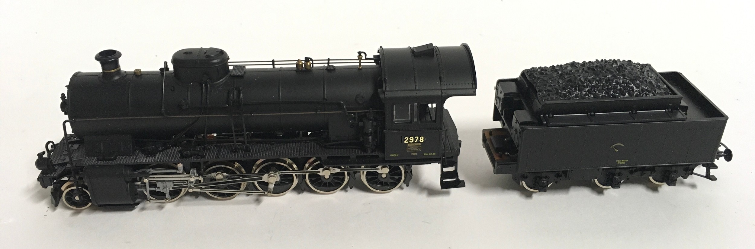 Roco HO Gauge 2-rail 04111 2-10-0 Steam Outline Locomotive 2976 Class 5/6, black, with 6-wheeled - Image 2 of 2