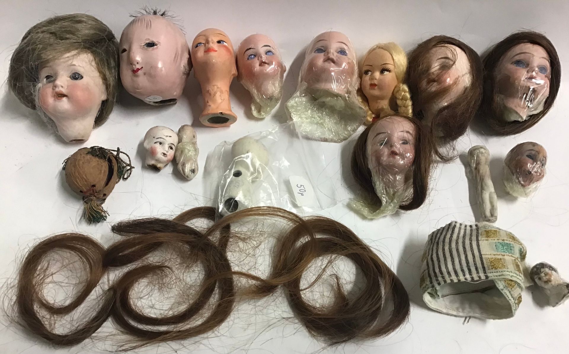 Collection of vintage dolls heads to include German makers - Simon & Halbig, Hermann Steiner and - Image 2 of 4