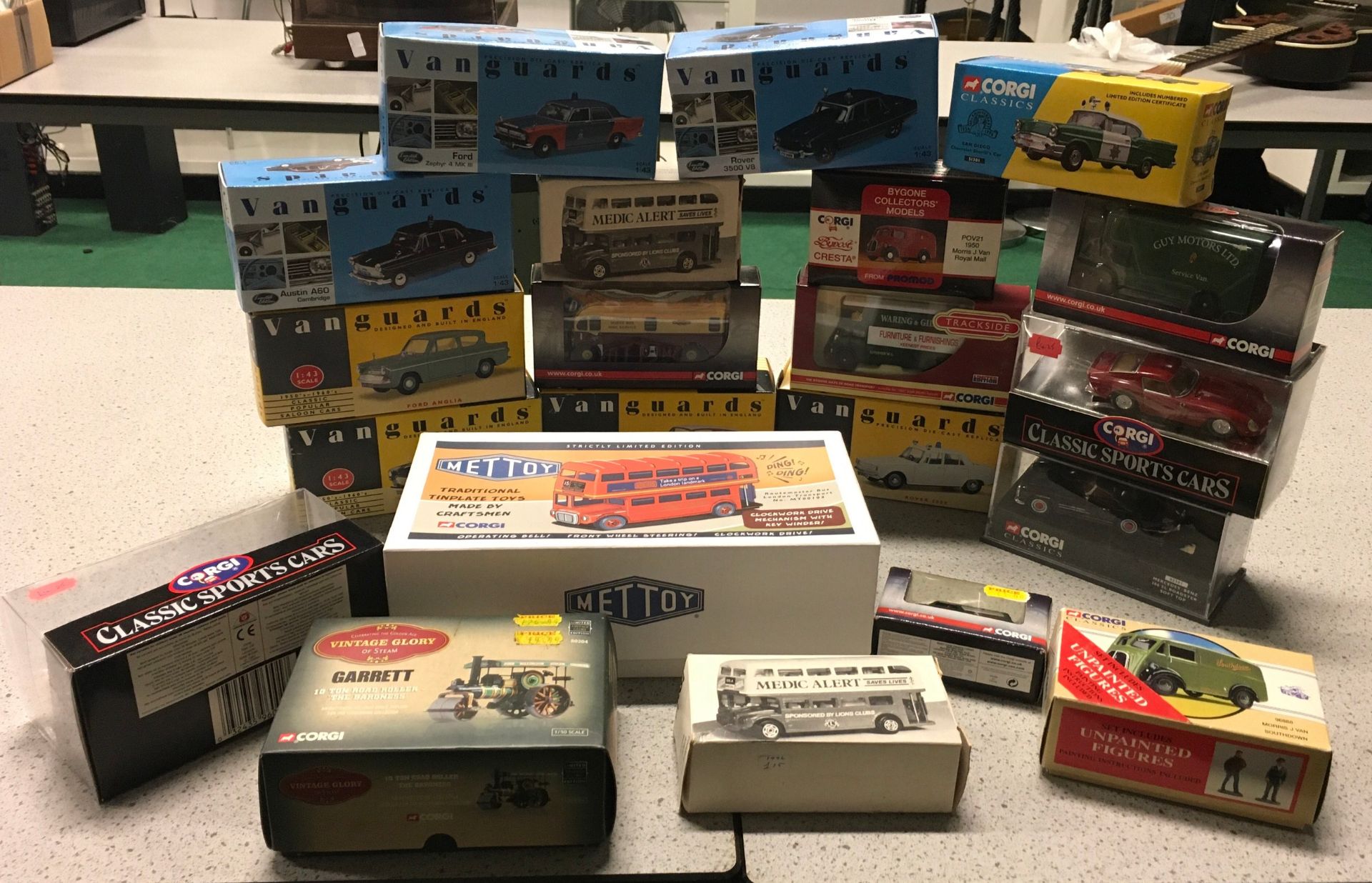 Collection of boxed Corgi and Vanguard models to include Classic Sports Cars, Vintage Glory of Steam