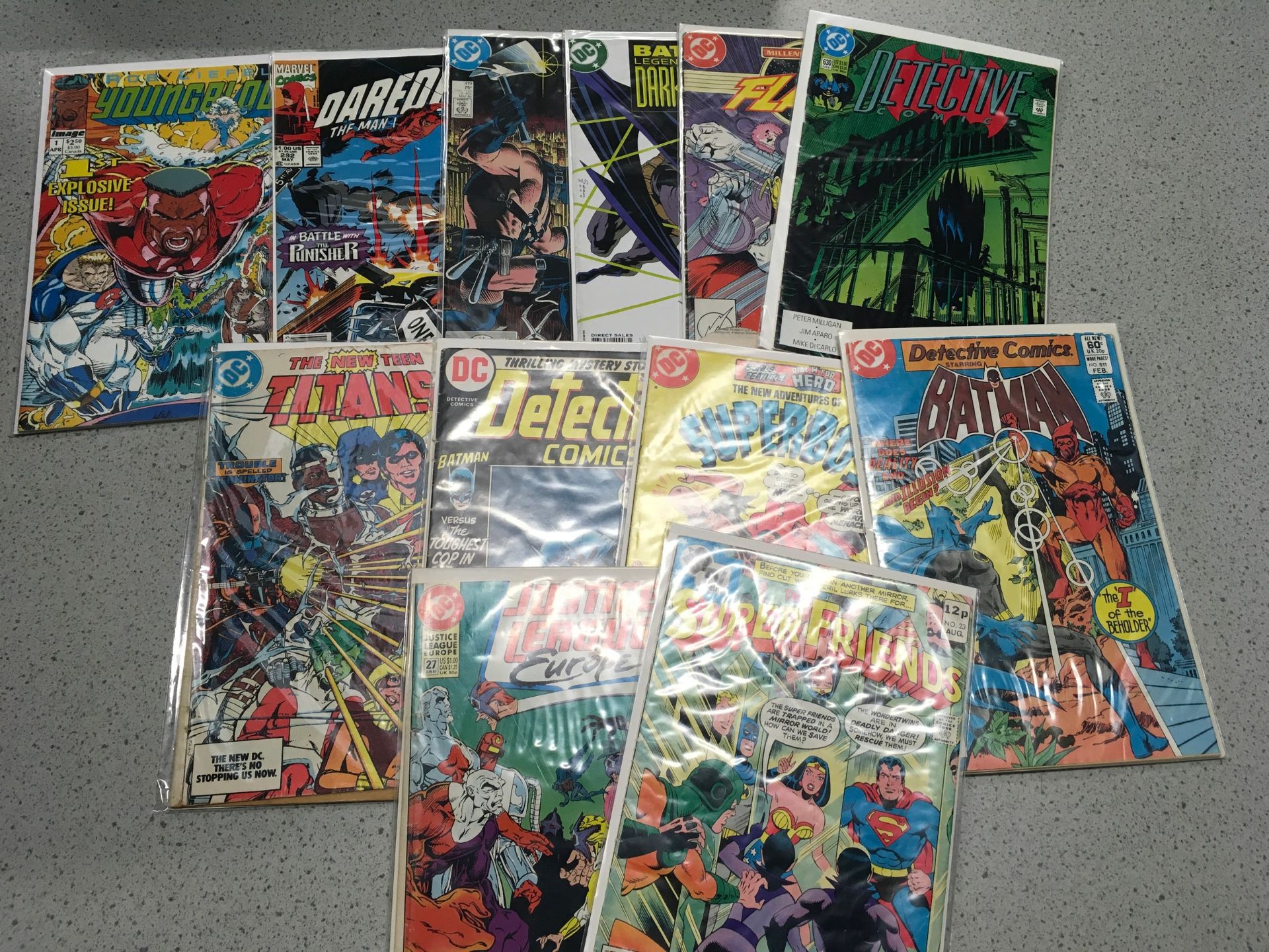 Approx 200+ comics to include DC Comics, Marvel and others. Mixed collection including Spider-Man, - Image 2 of 5