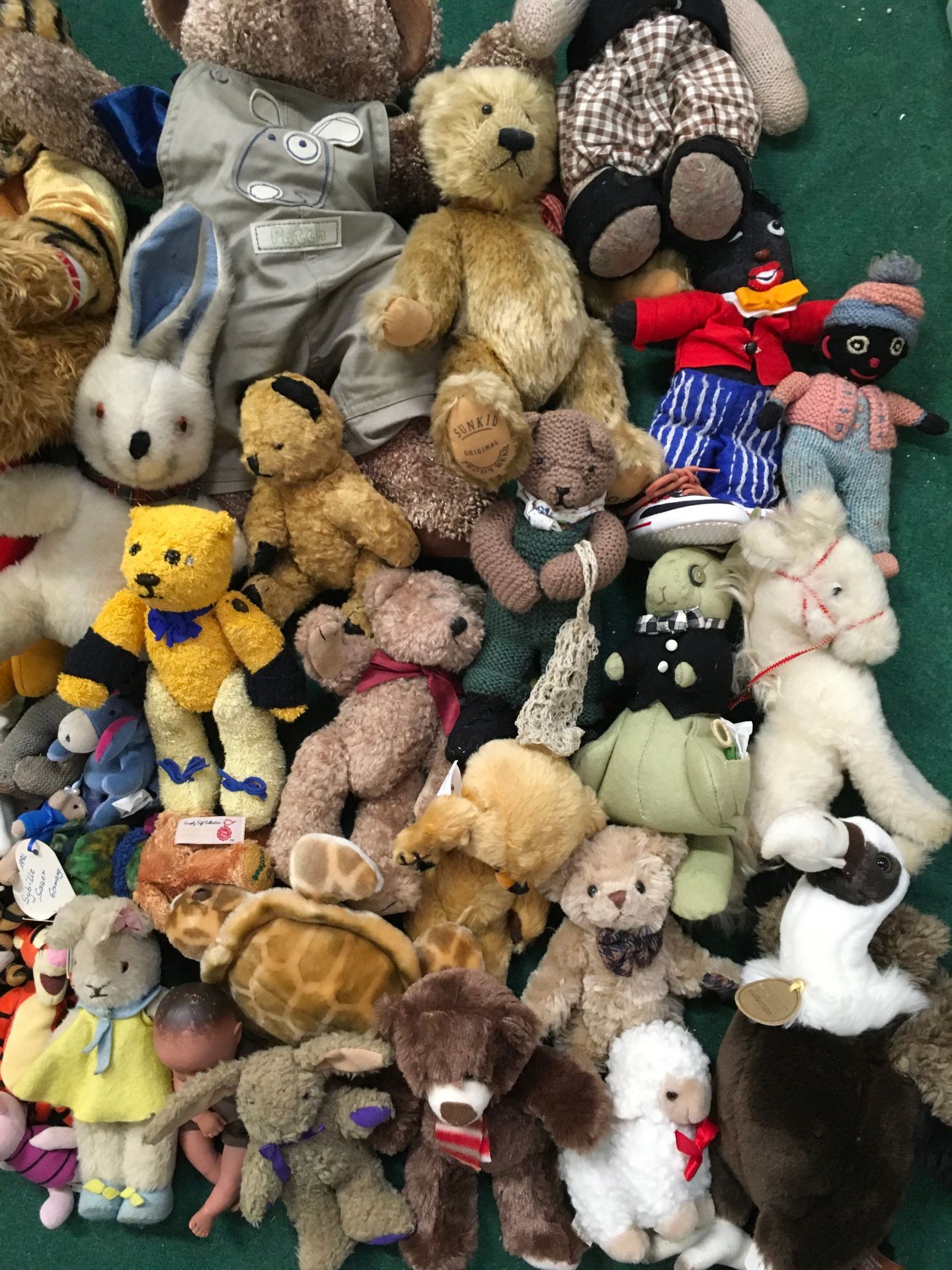 Collection of various teddies and plush toys. - Image 4 of 4