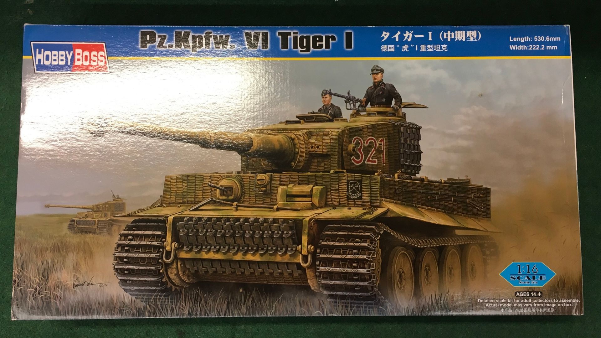 Hobby Boss 82601 Pz.Kpfw.VI Tiger I 1:16 Military Vehicle Kit. New, boxed.