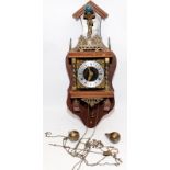 Antique Dutch Atlas Nu Elck Syn Sin (each to their own) oak cased wall clock driven by Badische